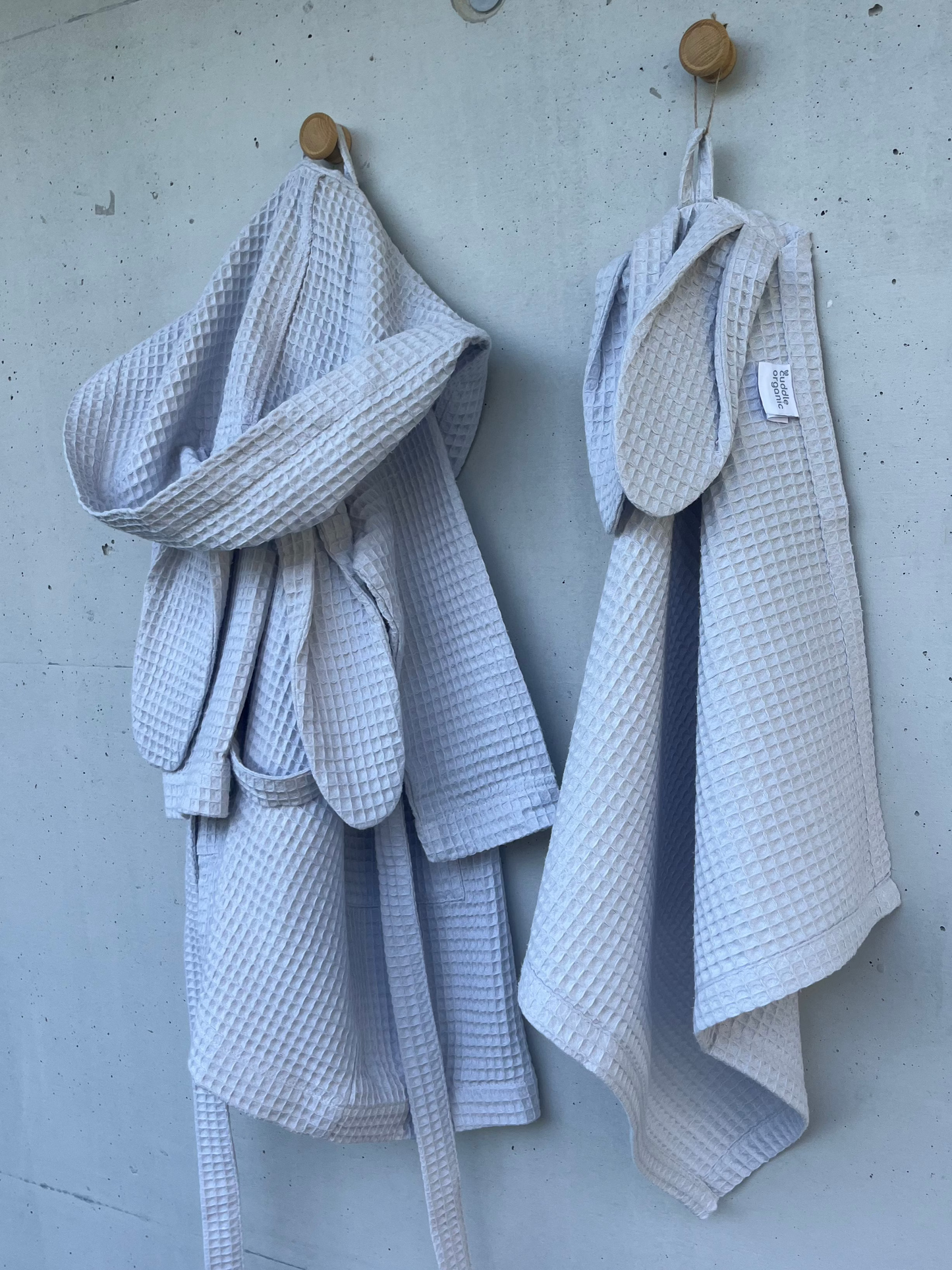 Bathrobe & Hand towel set - Grey